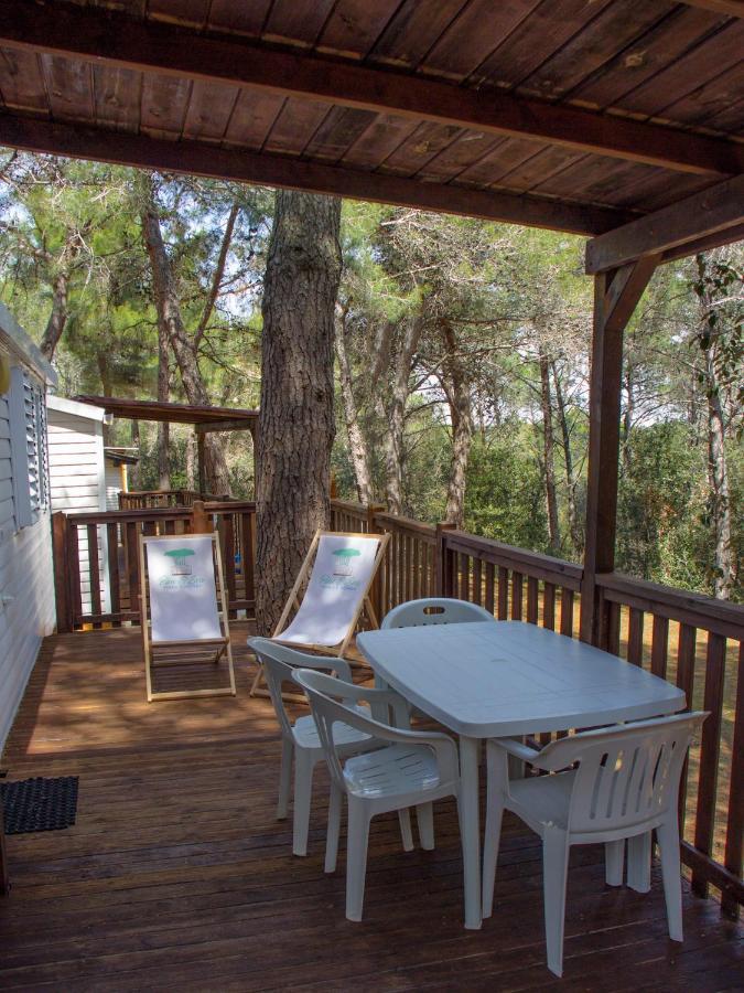 Mobile Homes Pine Sea Banjole Eksteriør bilde
